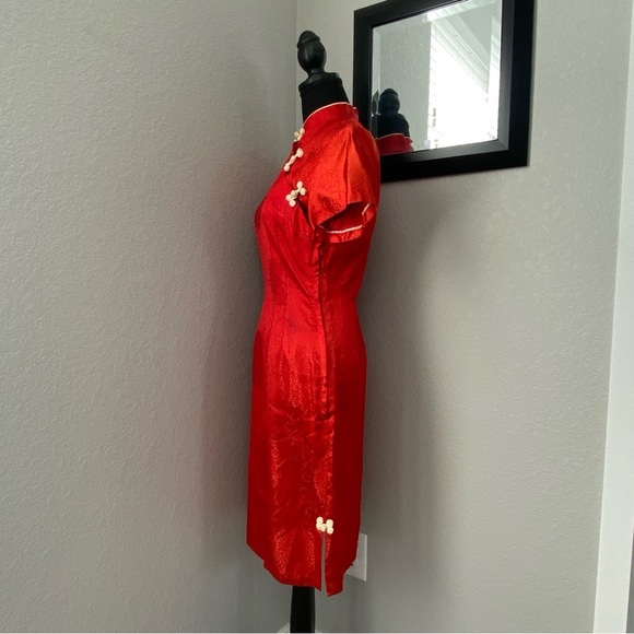 VINTAGE Cheongsam Qipao Mandarin Red Silky Dress - Picture 9 of 15